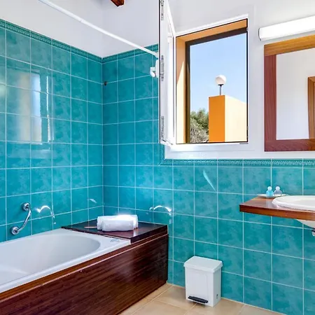 Torre Soli Nou Sleeps 6 Pool Air Con Wifi Son Bou